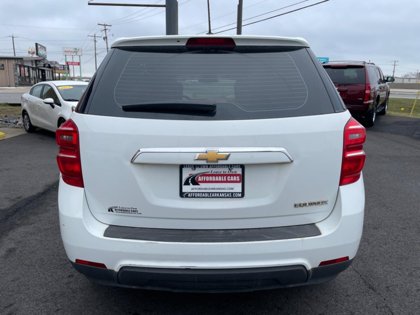 2016 White Chevrolet Equinox (2GNALBEK2G6) with an 4-Cyl, 2.4 Liter engine, Automatic, 6-Spd transmission, located at 8008 Warden Rd, Sherwood, AR, 72120, (501) 801-6100, 34.830078, -92.186684 - Photo#6